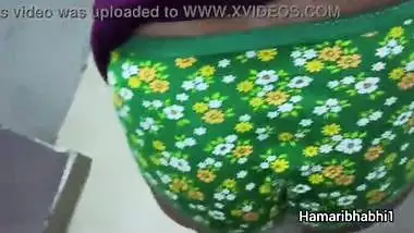 Indian Desi Xxx Desi Hot Indian Bhabhi Gets Fucked By Her Husband's Friend When She Was Alone. Indian Desi Hindi Dirty Talking BF Video.