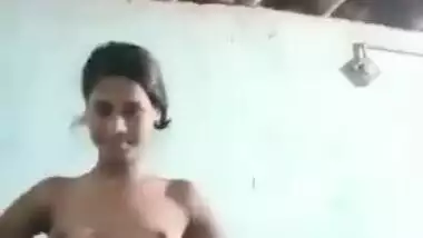 Indian Cute Girl Nude Dancing On YAAD priya Ki Ane Lage Song