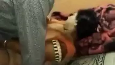 Desi randi Minarani fucked with mature Indian man and record his friend