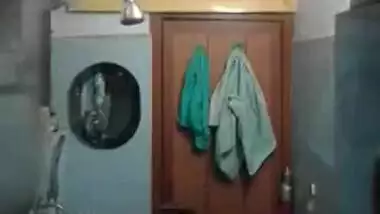 Student sets the era to film Desi XXX video of neighbor