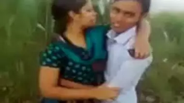 Xxxxnoxxx - Desi Village Girl Passionate Outdoor Kissing Mms Scandal indian tube porno