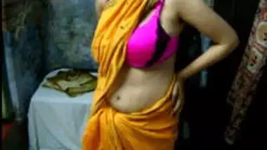 Best Vids Xxx Sex Mami And Bhanja indian xxx movies at Hindiclips.com
