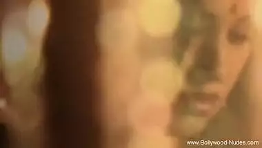 A Dance Of Love And Joy To Feel More Sexy And Seductive