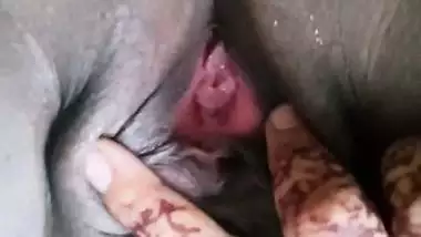 Chubby Bengali girl naked boob licking viral xxx