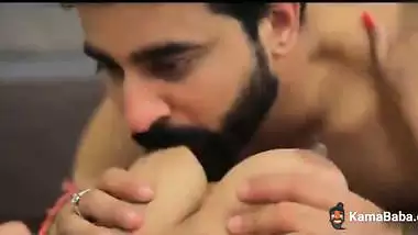 Lady gives a desi blowjob to her lover and drinks cum