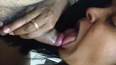 Wife Sucking Uncut Dick - My Wife Like My Friends Dick indian xxx movies at Hindiclips.com