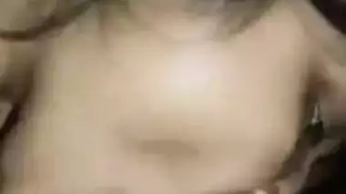 Adorable Desi wife impresses horny male with her XXX blowjob ss