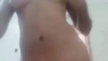 Sasiya Telugu hot slut girl naked solo video