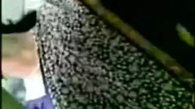 Indian Mallu Aunt's HUGE Boobshow to her BF in SUPER MARKET