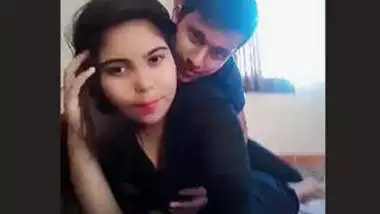 Gyara Emch Land Xxx Video - Beautiful Horny Desi Girl Smooching With Bf indian tube porno