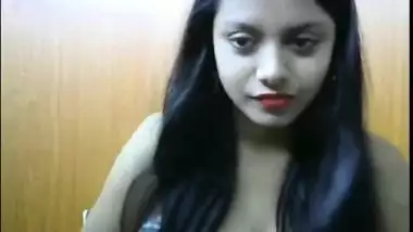 Desi Cute Cam Girl