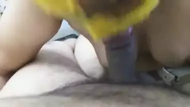 Indian wife Mohini took her pussy in a vibretor and blowjob edgonised after me hubby pulled his cum in her mouth after the siren bathed