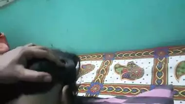 Hubby Playing With Bhabhi’s Pussy and Clear Desi Audio and Moaning