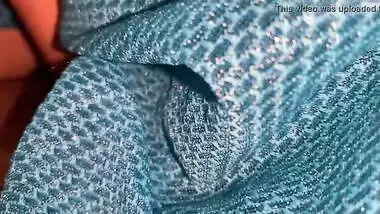 Desi housewife in blue sari invites man with condom for XXX fucking