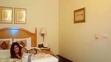 Barazza Indin Bhabhi Xxxx Old Hd Full Video - Desisex Video Of A Big Ass Bhabhi Enjoying With Her Husband S Boss indian  tube porno