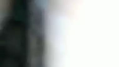 Man fucks a desi girl’s tight pussy in hardcore xxx video