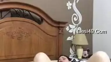 Solo sex in front of camera in the nude is what Indian is good at