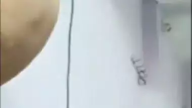 Young guy fucks village aunty in a desi sex video