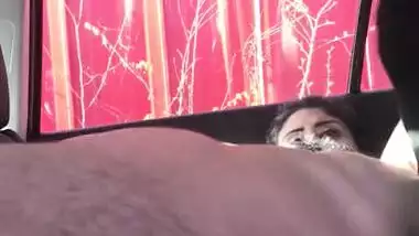 Sexy Girl sucking and fucking with BF in car before going to work