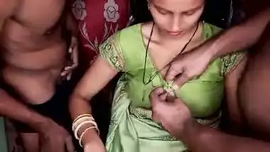 Girl in green saree and black bra boobs exposed by two men