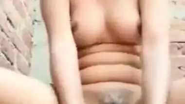 Cute desi village teen masturbating in her both hole with roller live selfie