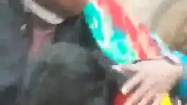 Hot desi girl caught sucking bf cock in park