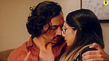 380px x 214px - Today Exclusive Charitraheen Episode 2 indian tube porno
