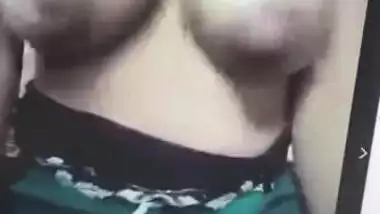 Indian angel barbie big tits 69 playin w herself. also jhona magdali and jamjamv escobilla