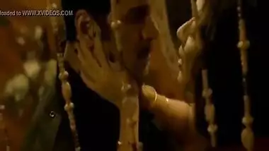 Hardcore Indian sexy movie of lip biting and rough sex