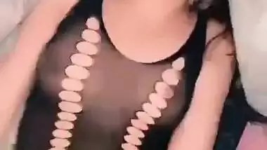 A sexy girl fucks like a whore in a Bangladeshi bf video