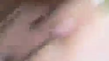 Chori ki fuddi chudai karte samay hi uski chut ki seal phati