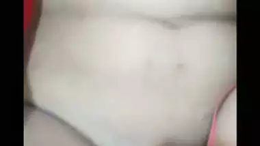 Cute girlfriend black pussy fingering on viral video call