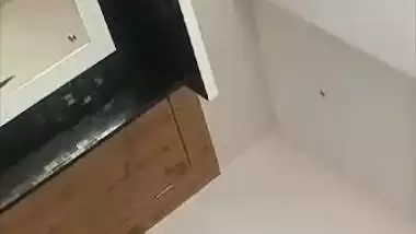 Mature mom boobs show caught by incest son viral clip