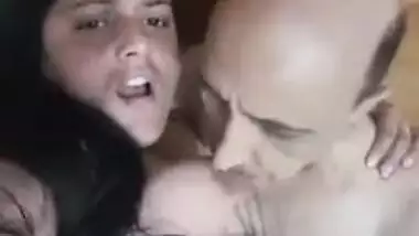 Desi Girl Sucking