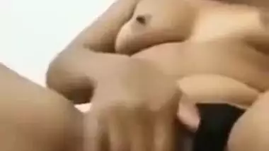 Shaggy muff sex episode for her lover to show her horniness