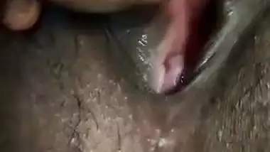 Bangla xvideo of a perverted Jija licking his Sali’s pussy