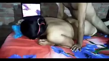 Horny bhabhi saw porn in laptop hard fucking by hubby
