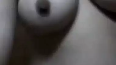 Slutty Desi girl wants sex and achieves fulfillment in XXX chudai porn