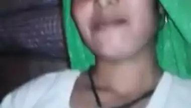 Indian sex woman is blatant enough to take her XXX vagina to light