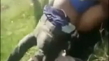 Desi XXX mms, nasty Mallu couple was caught fuck outdoor in bushes