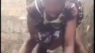 Desi mms sex. Cheating mature aunty caught for fucking outdoor in ruins