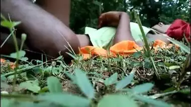 Desi girl and XXX buddy needs no bed when it comes to copulation