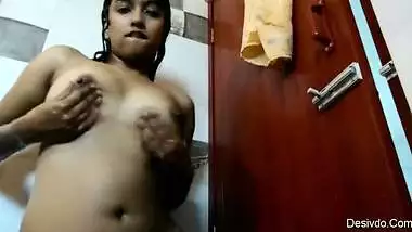 Chubby Girlfriend Hardcore Fuck with Boyfriend and Loud Moaning