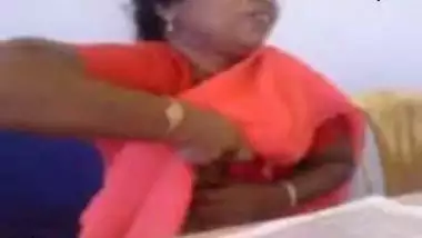 380px x 214px - Sri Lankan Office Lady Anal Butt Plug Playà¶”à·†à·’à·ƒà·Š à¶šà·™à¶½à·Šà¶½ indian tube porno