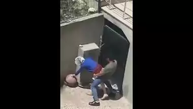 NRI lad enjoys a quick sex with a hawt foreigner cutie