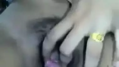 Super hot look Desi school girl showing her boobs and juicy pussy