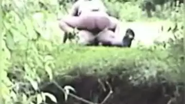 Indian couple from the is caught having sex in the jungle, desi XXX mms