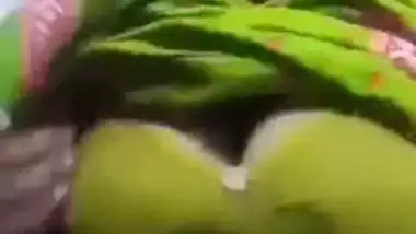 Desi Dehati wife showing off her amazing fat pussy on selfie cam