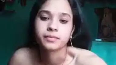 Dehati gaon ki randi stripping video