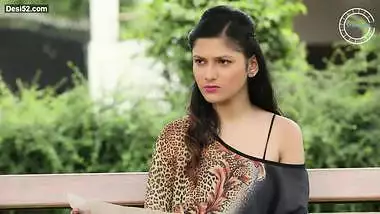 Devil Girl (2020) UNRATED 720p HEVC HDRip Hindi S01E01 Hot Web Series x265